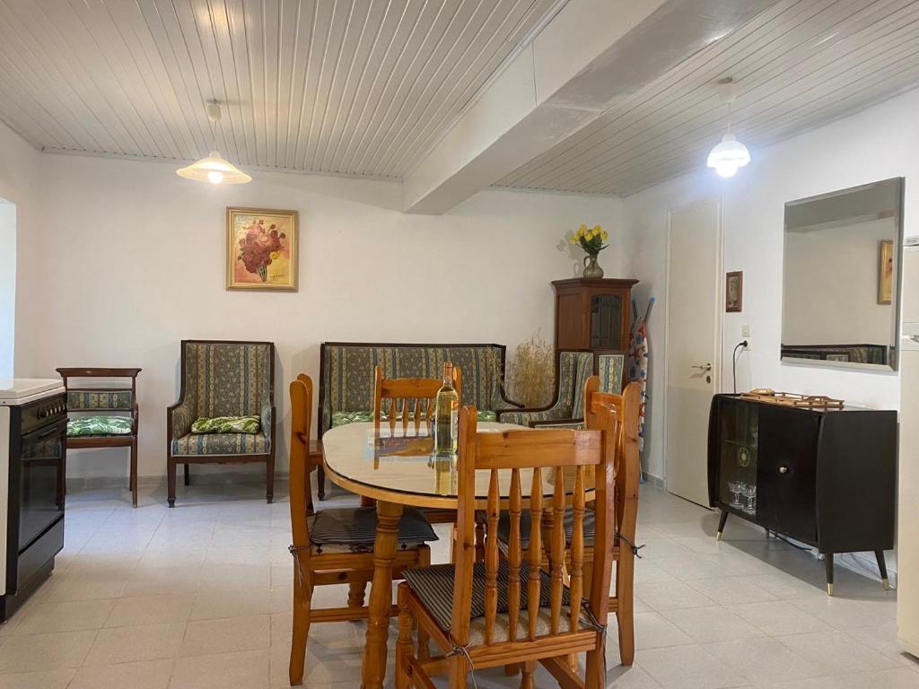 Beloussi Zakynthos Landhaus *